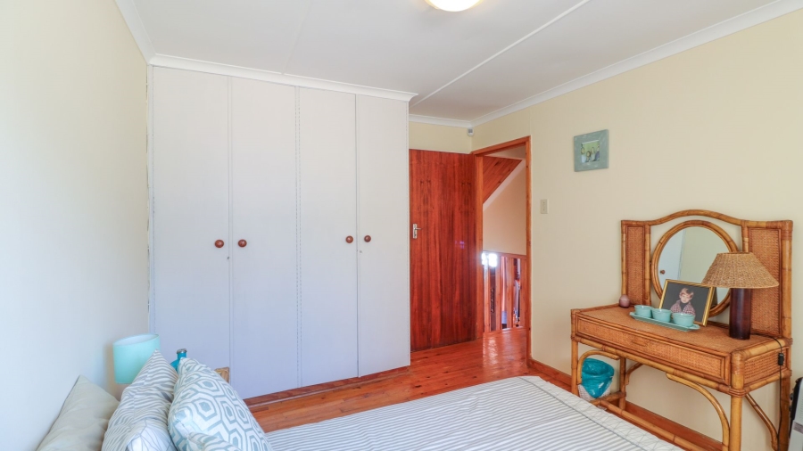 10 Bedroom Property for Sale in Dana Bay Western Cape